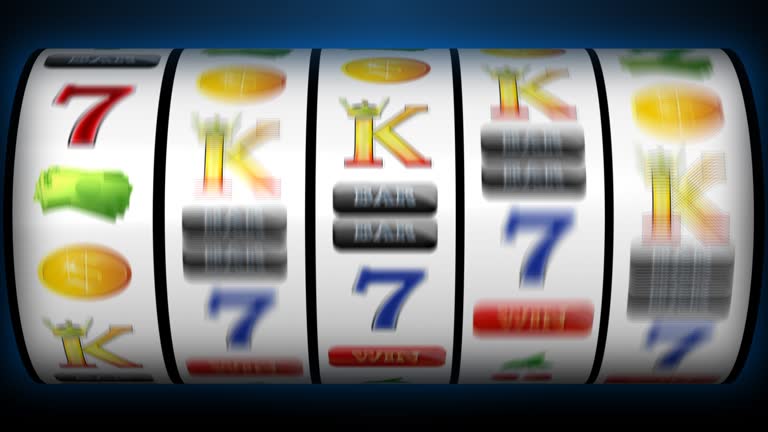Online Poker Tournaments: Tips to Compete and Win